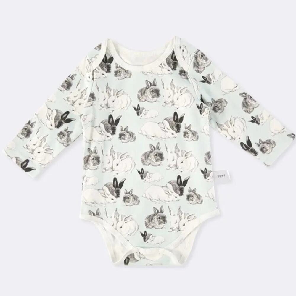 New baby's long sleeved romper with bunnies 3-6 months